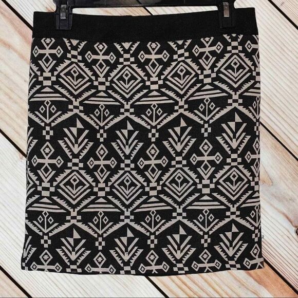 Pixley Aztec Pencil Skirt Women’s Small Black White Above Knee Mini Western - Picture 1 of 4